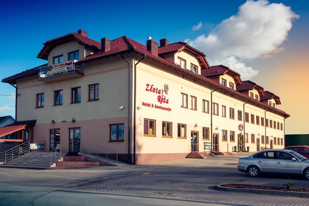 Zlota Roza Hotel Sedziszow Exterior photo